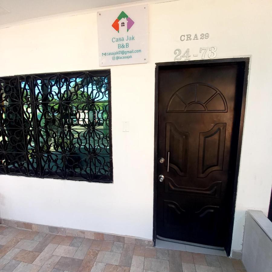 Hostal Casa Jak Santa Marta Bed & Breakfast Екстериор снимка