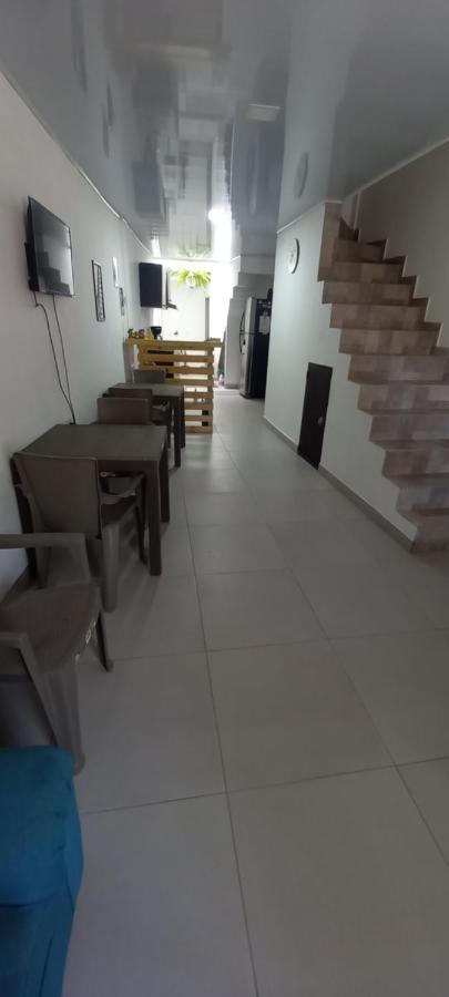 Hostal Casa Jak Santa Marta Bed & Breakfast Екстериор снимка